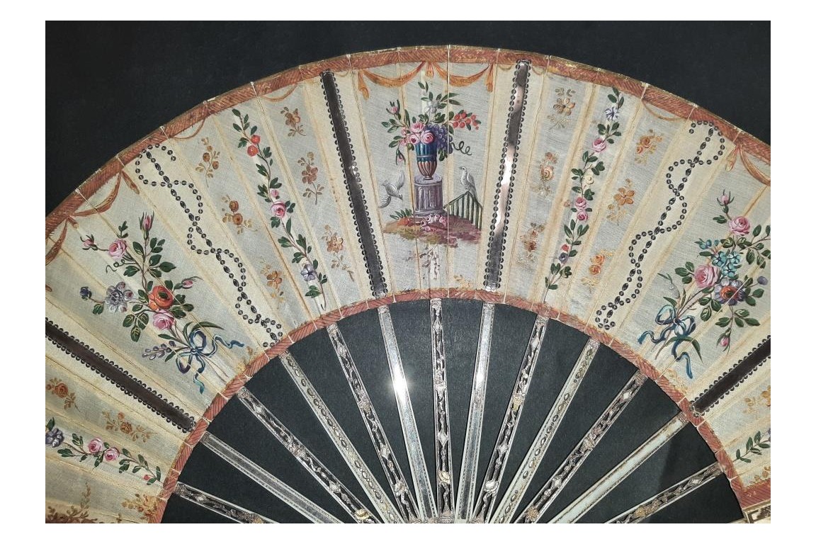The reflection of the 18th century, fan circa 1770-80
