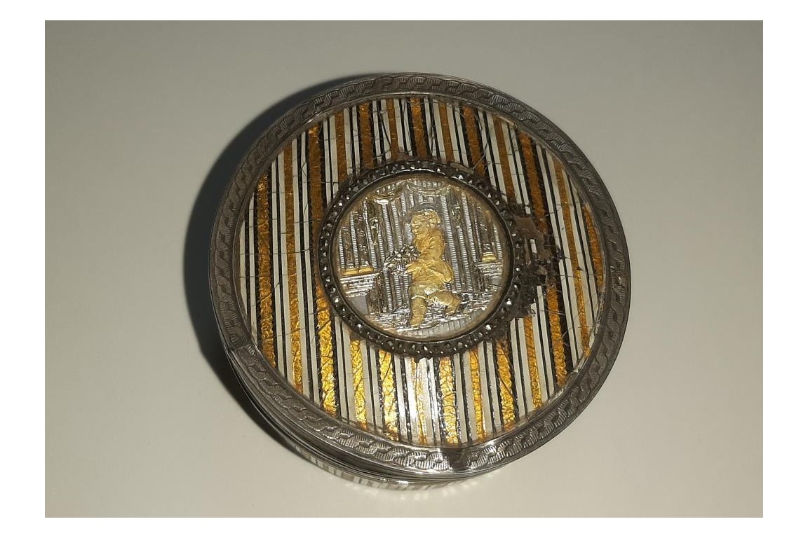 Stripes, snuffbox, circa 1780