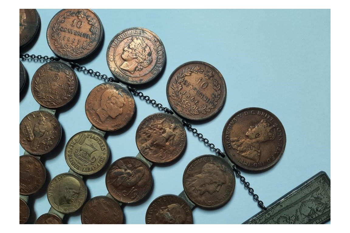 Wealth, fan coins, 20th century