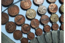 Wealth, fan coins, 20th century