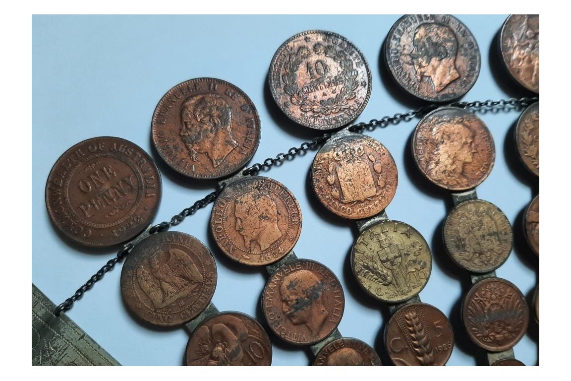 Wealth, fan coins, 20th century