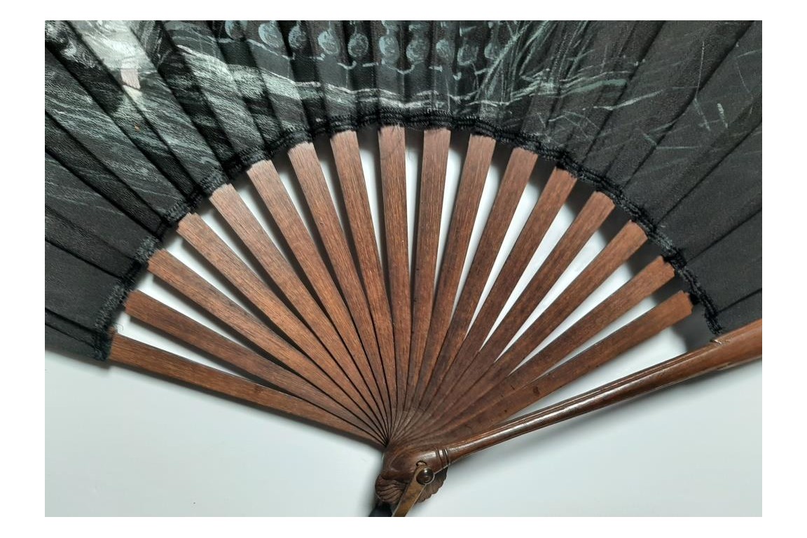 Beauties and Love, fan by Zaborowska circa 1880-90