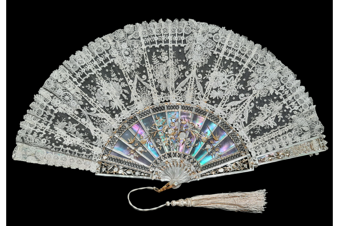 Sultana Princess, late 19th century fan