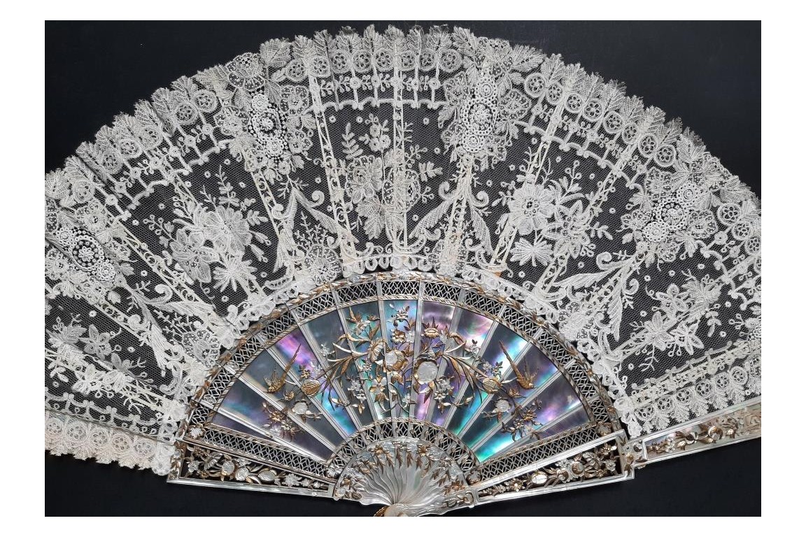 Sultana Princess, late 19th century fan