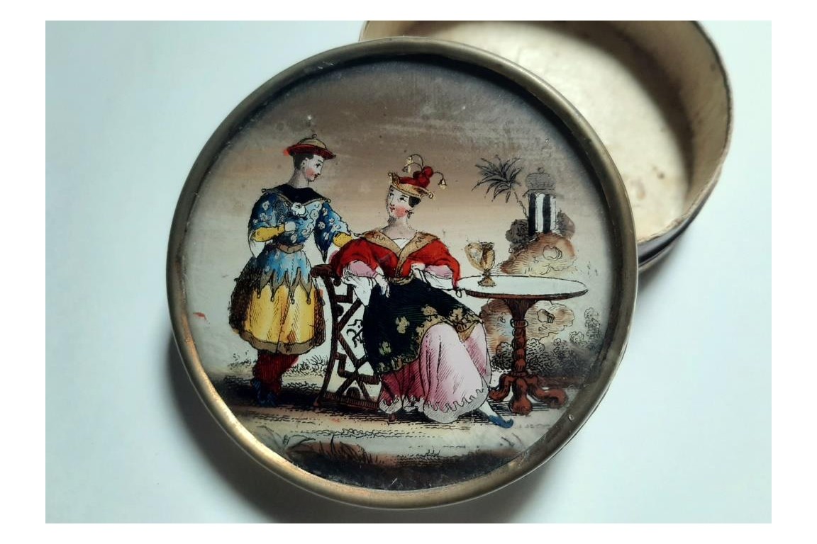 Courteous chinoiserie, candy box, circa 1830