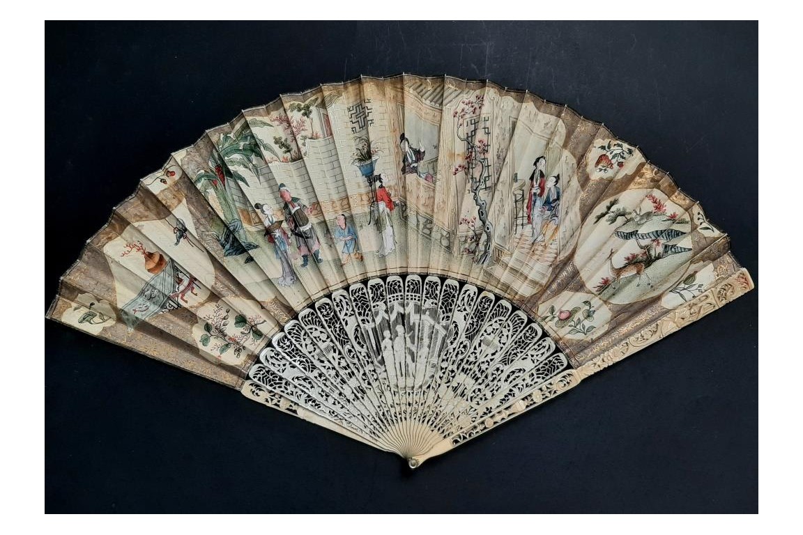 The lady with fan, fan circa 1730-40