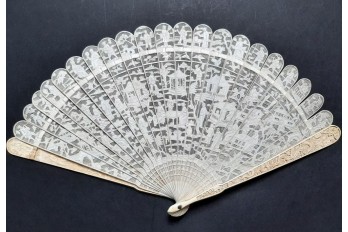 Scenes of life, fan circa 1830-40, China