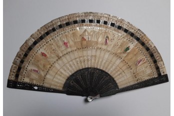 Horn and wood Chinoiseries, fan circa 1830