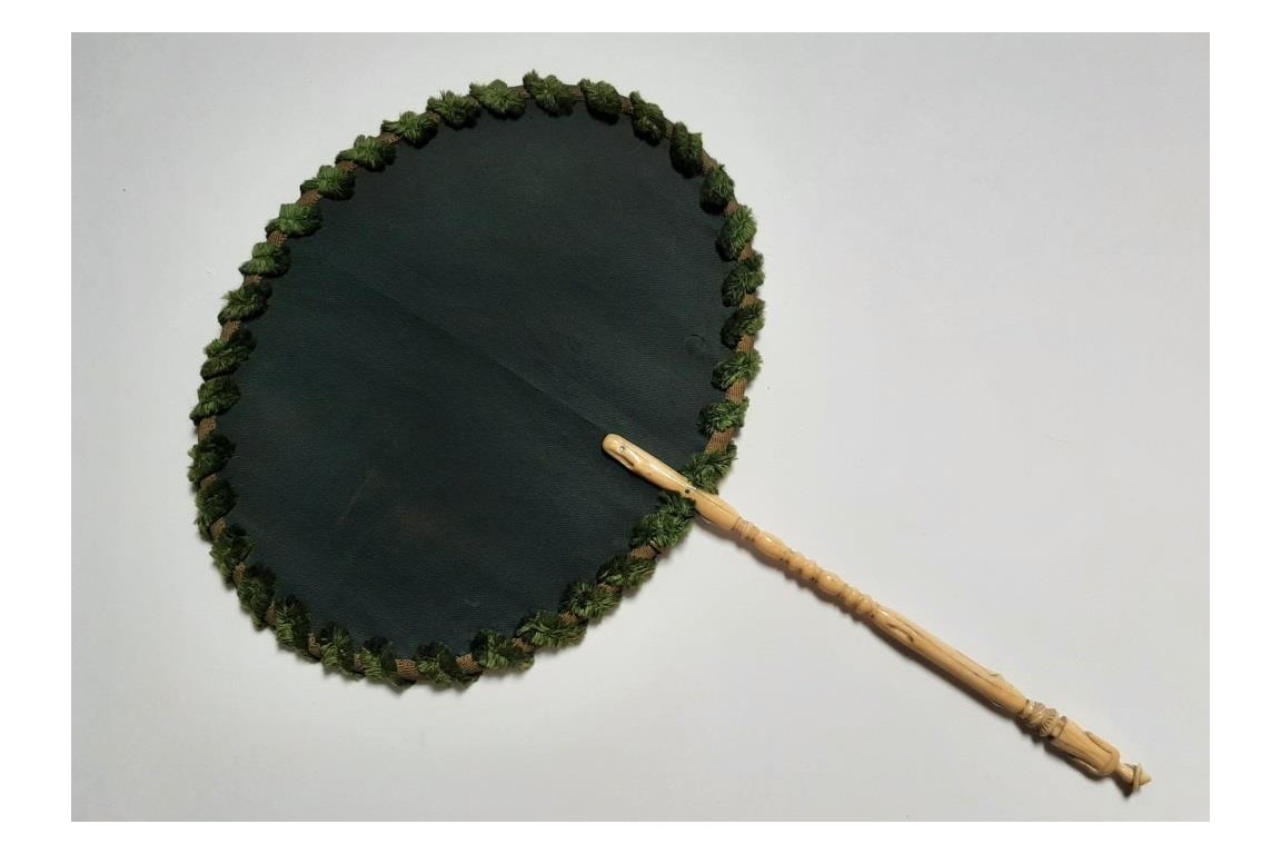 Fixed fan with Chinese, circa 1850