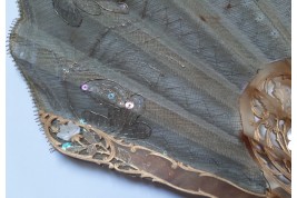 Pearly roses, Duvelleroy fan circa 1900-10