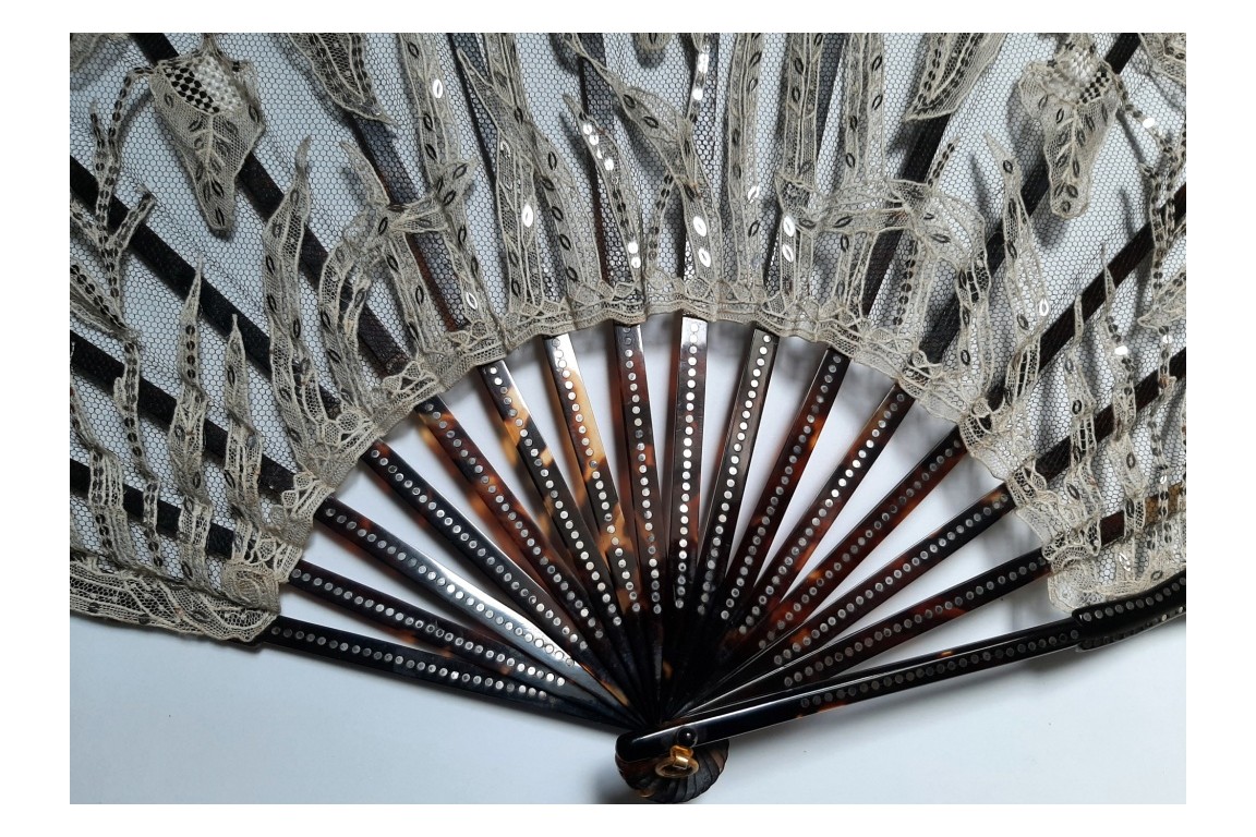 Black and white iris, Art Nouveau fan by Duvelleroy