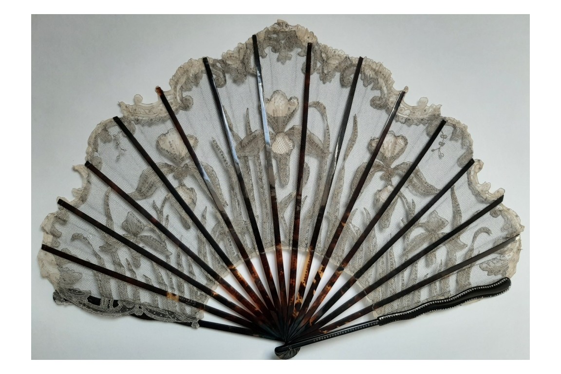 Black and white iris, Art Nouveau fan by Duvelleroy