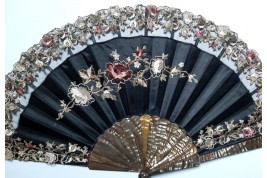 Flowers, fan around 1880