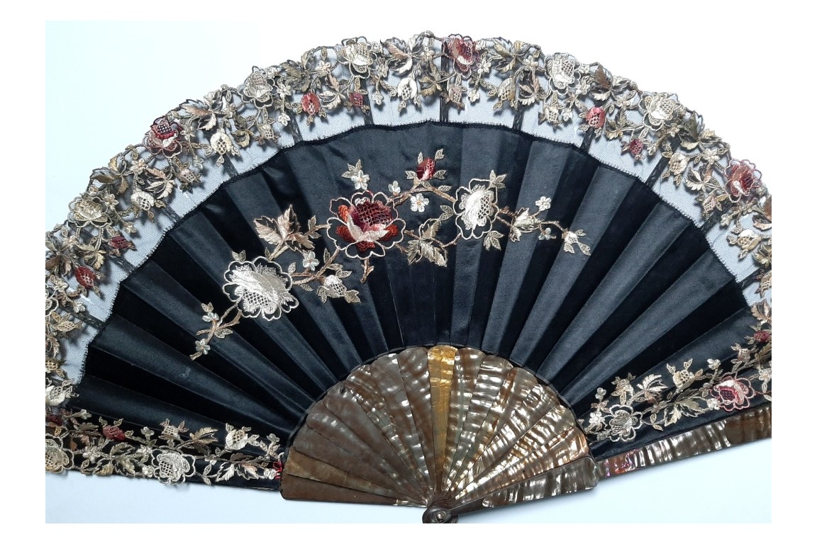 Flowers, fan around 1880