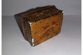 Les couleurs de l'érotisme, boite "Souvenir d'Amitié" vers 1900