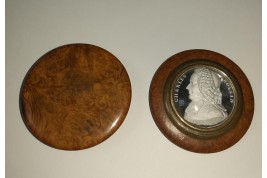 Hommage à l'historien Charles Rollin, boîte vers 1818-20