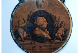 Louis XVIII, roi de France et de Navarre, tabatière vers 1820-24