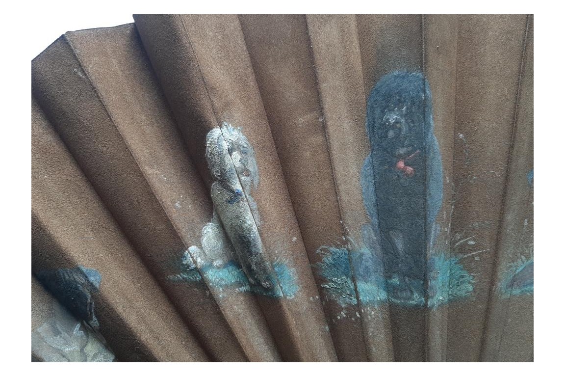 Les cinq chiens de Rodeck à Vienne, éventail vers 1880-1900