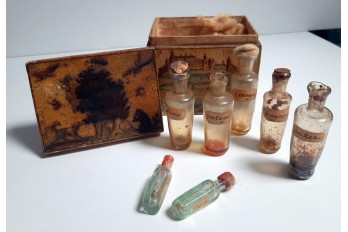 The animals of Port Mahon, parfum box, 18th century