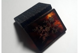 Flowers, 18th century box