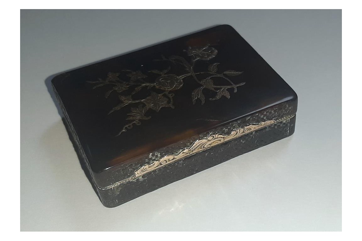 Flowers, 18th century box