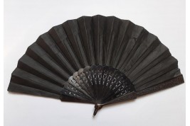 Gutta-percha and childrens, fan by Lauronce, late 19th century