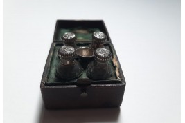 Minuscule perfum kit, 19th century