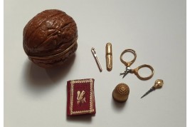 Nut, small sewing kit, 19th century