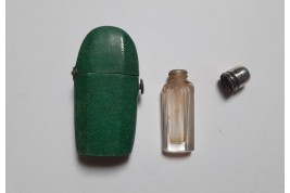 Miniature salt bottle, early 19th century