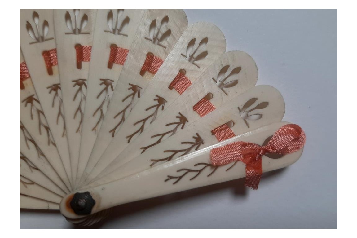 Bone, doll fan circa 1900