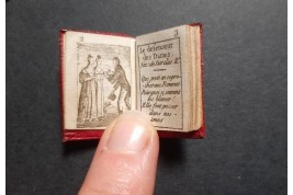 Oeuf, nécessaire miniature, début XIXème