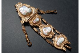 Chatelaine, XVIIIe siècle