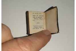 Le petit paroissien de l'enfance, tiny book, 19th century
