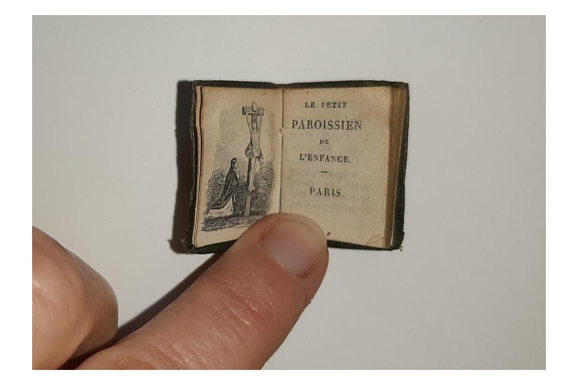 Le petit paroissien de l'enfance, tiny book, 19th century