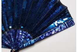 Magie bleue, éventail vers 1900