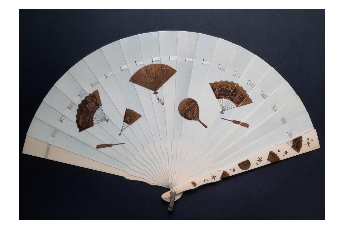 Mise en abyme d'éventails japonais, ogi vers 1880-90