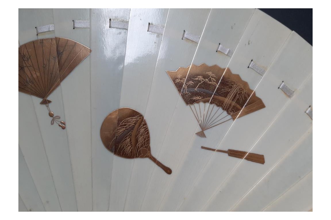 Mise en abyme d'éventails japonais, ogi vers 1880-90