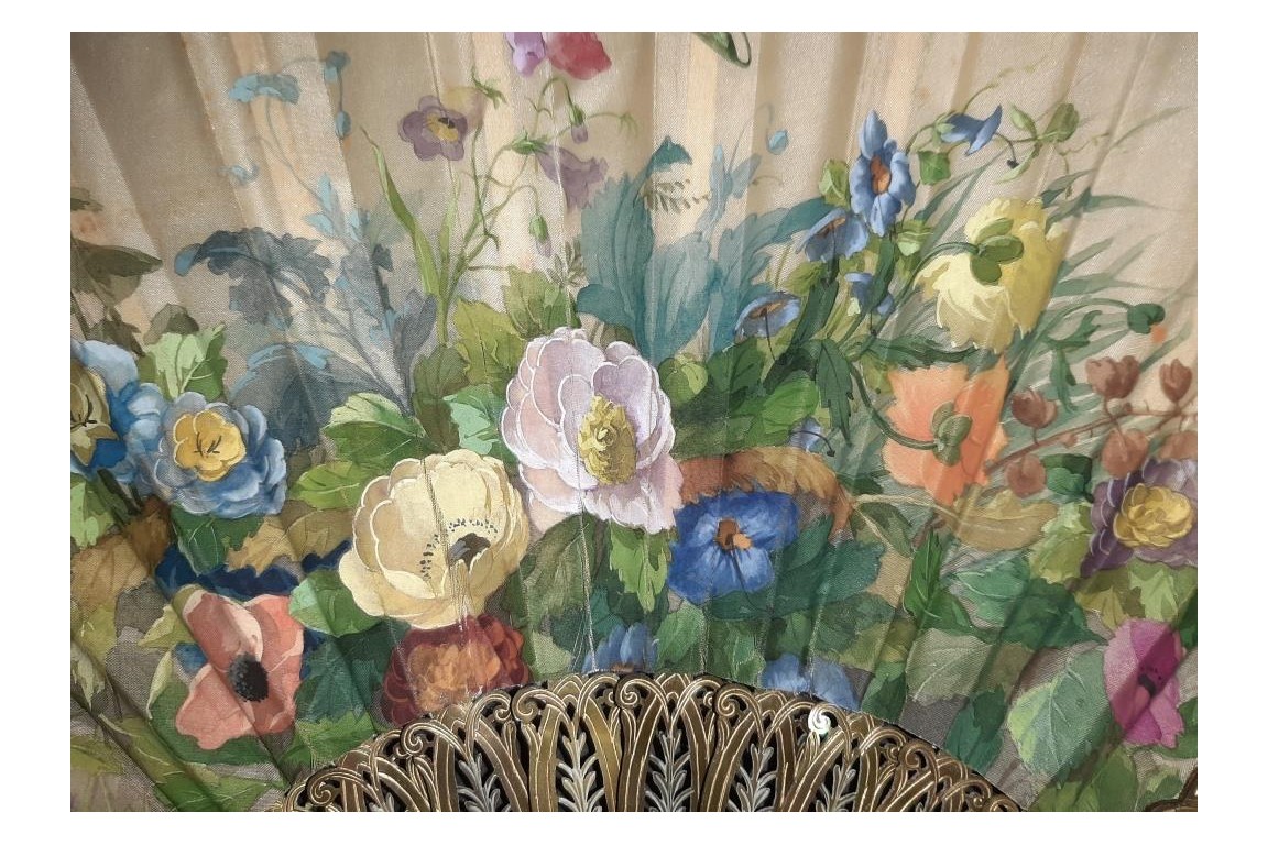 Blin's flowering trellis, fan by Blin and Duvelleroy circa 1905-1910