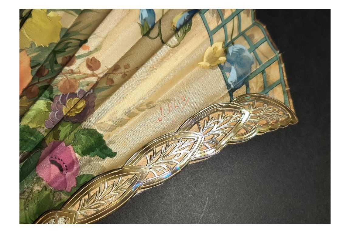 Blin's flowering trellis, fan by Blin and Duvelleroy circa 1905-1910