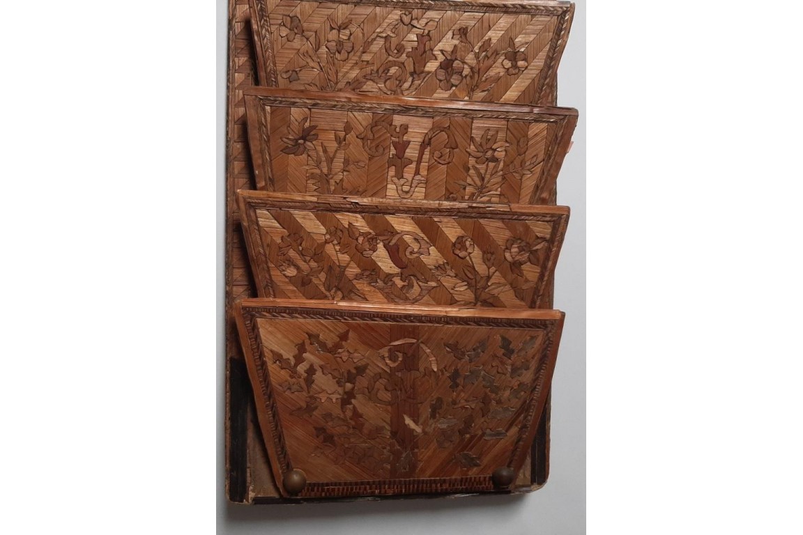 Weekly letter box, early 19th century