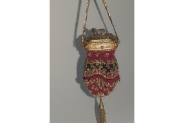 The sheep. Vinaigrette and calendar purse, period Louis Philippe