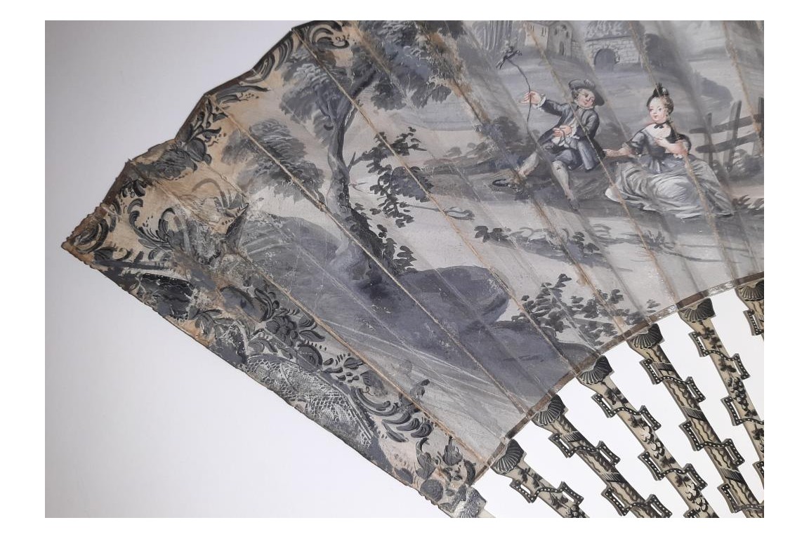 Se rappeler les bons moments. Éventail de deuil, vers 1760