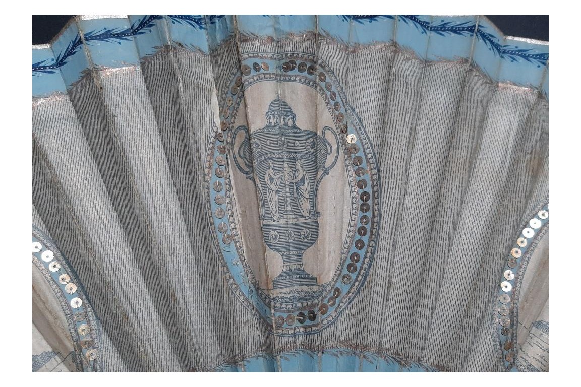 Urns, fan circa 1790-1800