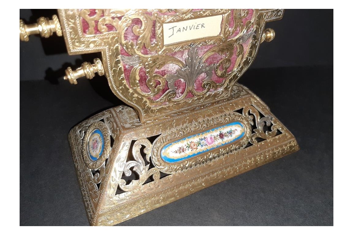 Porte-courrier calendrier de bureau, Alfonse Giroux, Second Empire