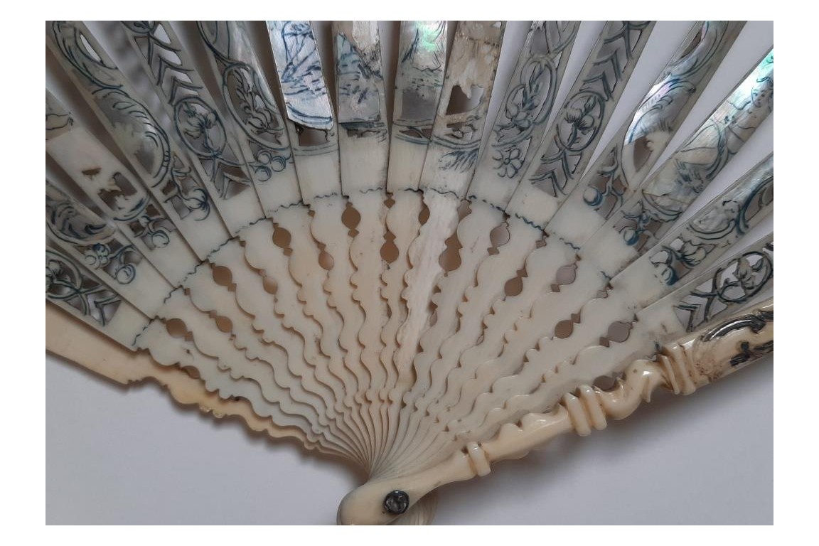 Gallant entertainment,  fan circa 1770