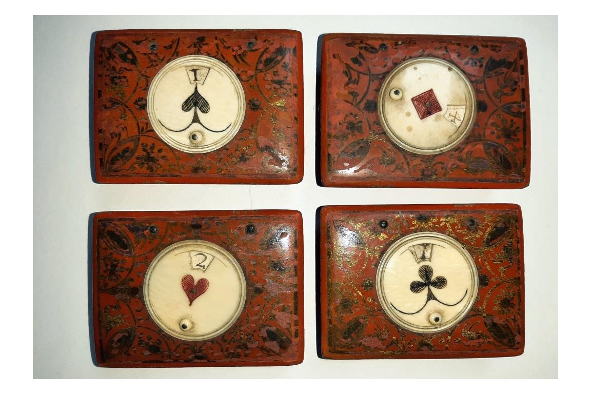 Boites à jetons pour jeu de quadrille, milieu XVIIIème siècle