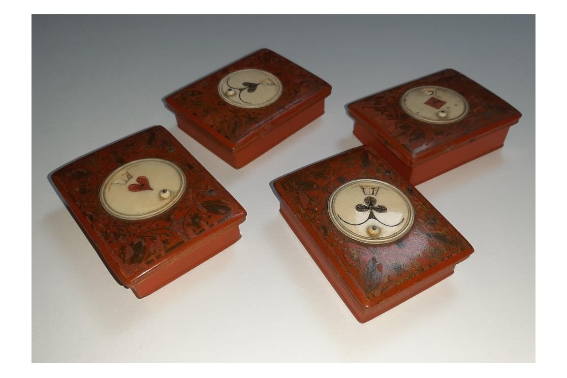 Boites à jetons pour jeu de quadrille, milieu XVIIIème siècle