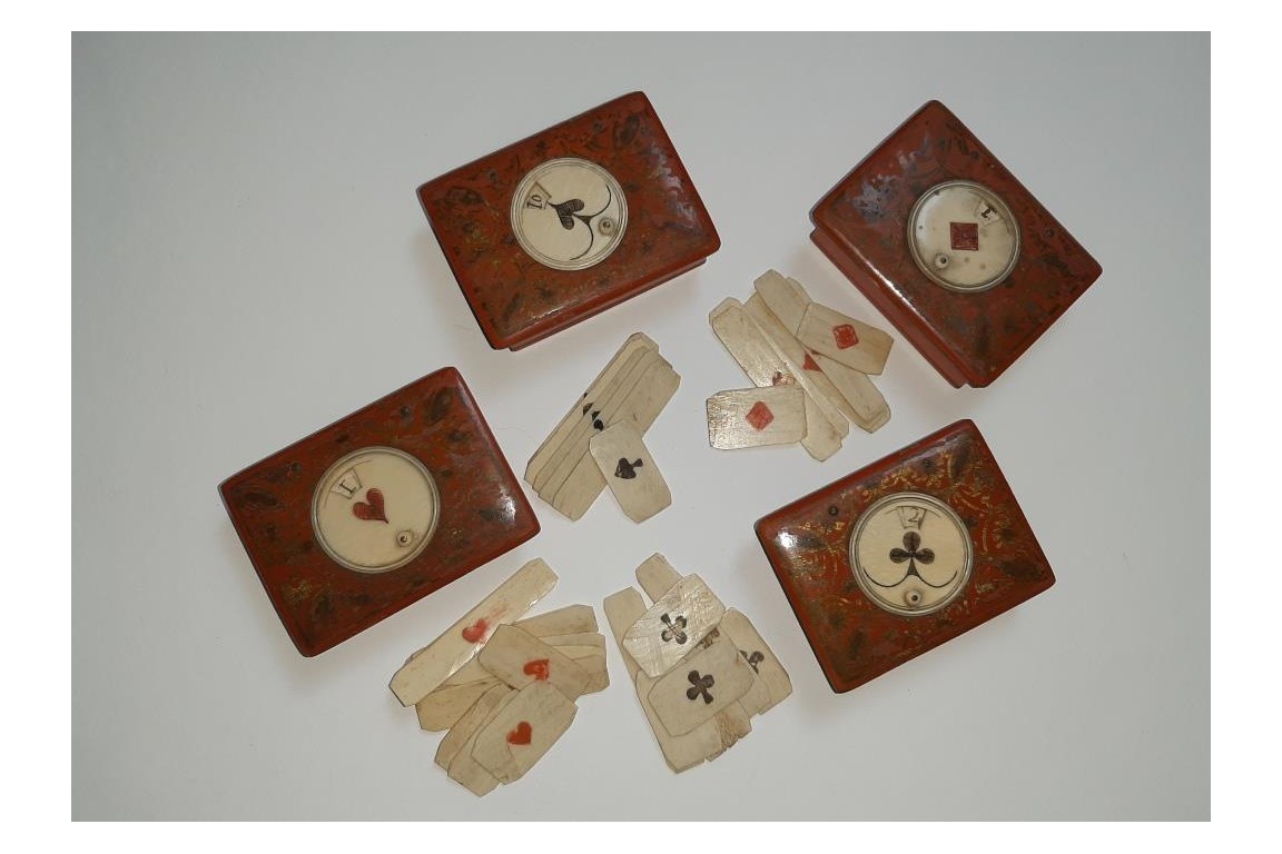Boites à jetons pour jeu de quadrille, milieu XVIIIème siècle