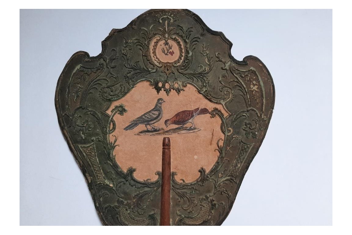 Italian pigeons, arte povera fixed fans, 18th century