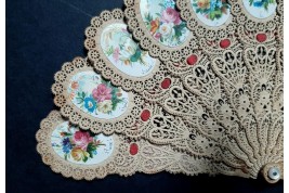 Prières fleuries, éventail en canivet vers 1900